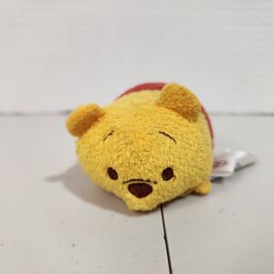 Disney Tsum Tsum 3.5” Mini Plush Winnie The Pooh